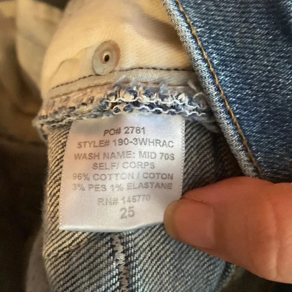 RE/DONE 90s Crop in Mid 70s Wash High Rise Blue Jeans Size 25 - Picture 10 of 12